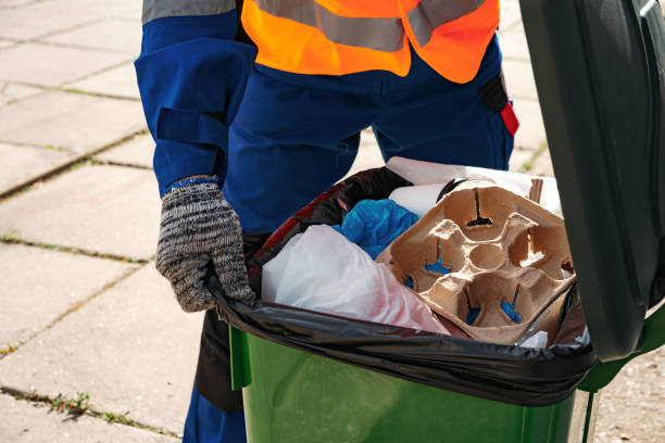 Best Yard Waste Removal  in Dixon, IL